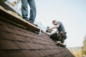 Local Roofers in Lincoln, AR